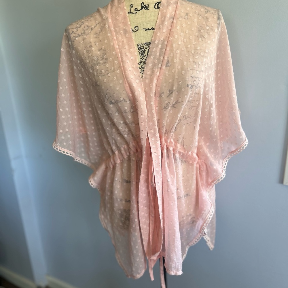 Source Unknown Pink Kimono Robe with Flowing‎ Sleeves